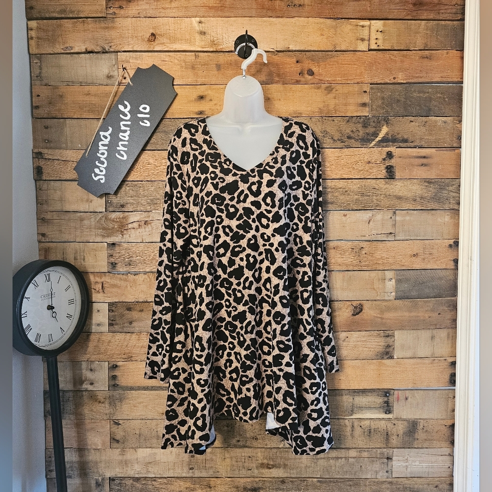 Lildy Women's Animal Print Handkerchief Henlime Soft Tunic Top Size L-XL